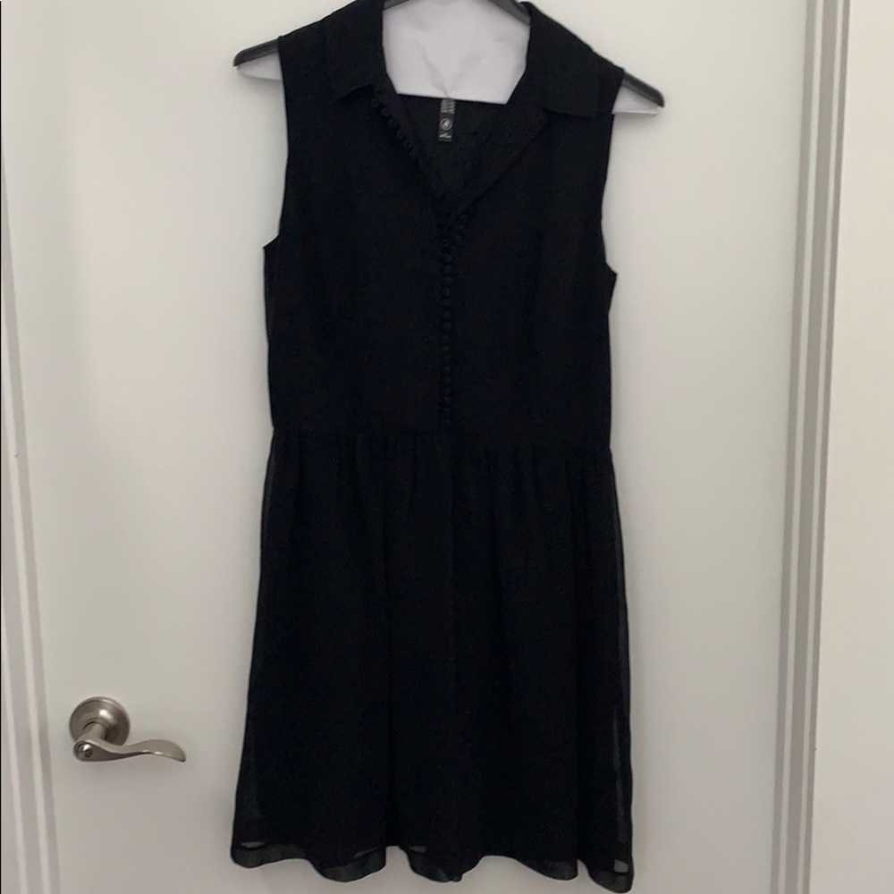 Black collared  Kensie dress